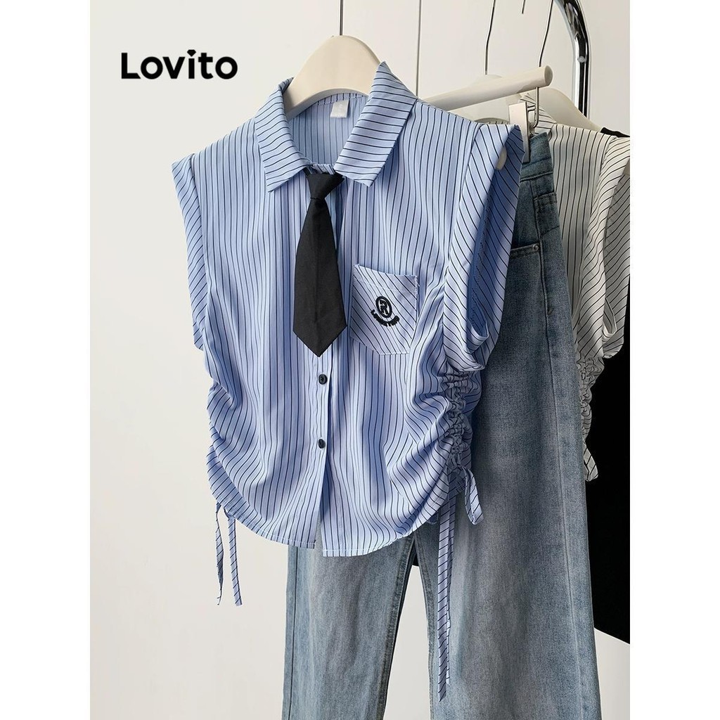 Lovito เสื้อเบลาส์ผู้หญิง กระดุมหน้า แบบผูกเชือก ลายทาง สไตล์เพร็พพี่ LNA50014