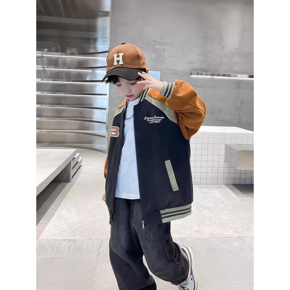 เสื้อแจ็คเก็ตเบสบอลสําหรับเด็กผู้ชายเสื้อโค้ทใหม่เด็กชายกลางและใหญ่เด็กลําลองด้านบน
