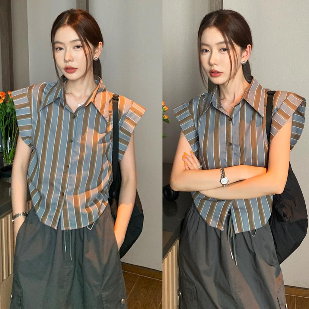 Chili Koko เสื้อเชิ้ตลายทางแนวตั้งมุมฉากช่วงไหล่สำหรับผู้หญิงในช่วงฤดูร้อน เสื้อเชิ้ตแขนบินลายทางวินเทจ 99122