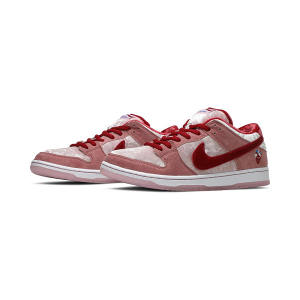 Nike StrangeLove x Dunk Low SB CT2552-800