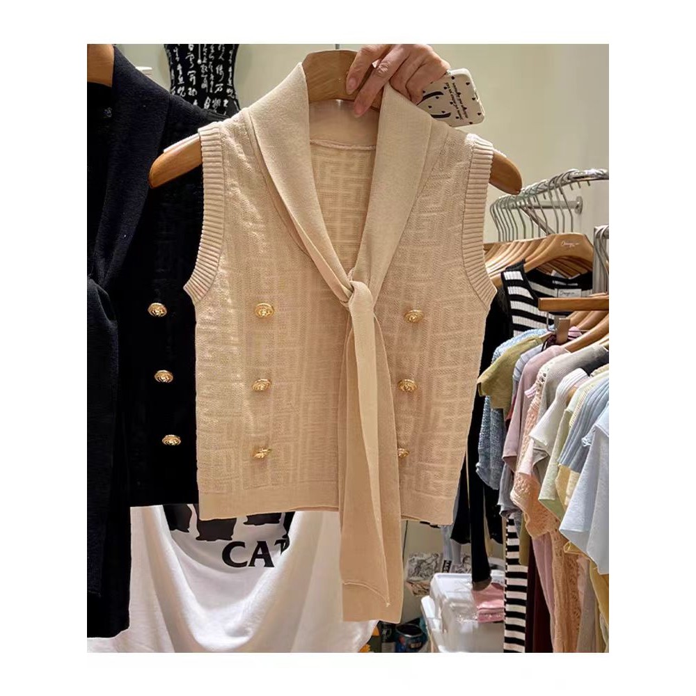 เสื้อกล้ามสายเดี่ยวถักแขนกุดคอวีสีแอปริคอทเสื้อใส่ด้านนอกแบบสั้นแบบใหม่สำหรับฤดูร้อนของผู้หญิง