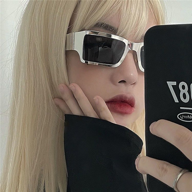 Y2k สไตล์อเมริกัน Future สไตล์แว่นตากันแดดผู้หญิงแฟชั่นบุคลิกภาพ High-End กรอบแว่นตาโลหะสี่เหลี่ยม