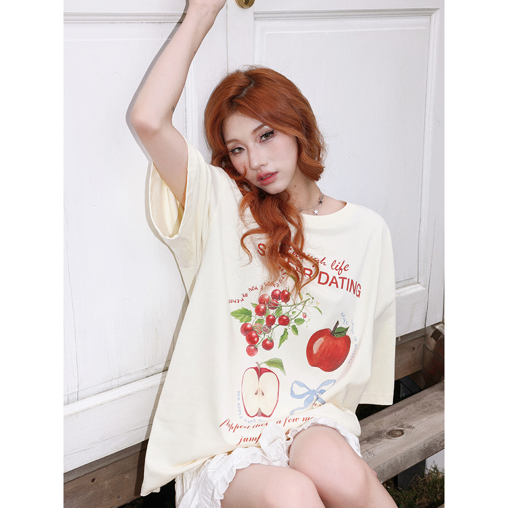 (จัดส่งตลอด 24 ชั่วโมง）Angel Official เสื้อยืดแขนสั้นสไตล์เกาหลีลายแอปเปิ้ลแบบโอเวอร์ไซส์ทำจากผ้าฝ้าย 100% เสื้อแฟชั่น