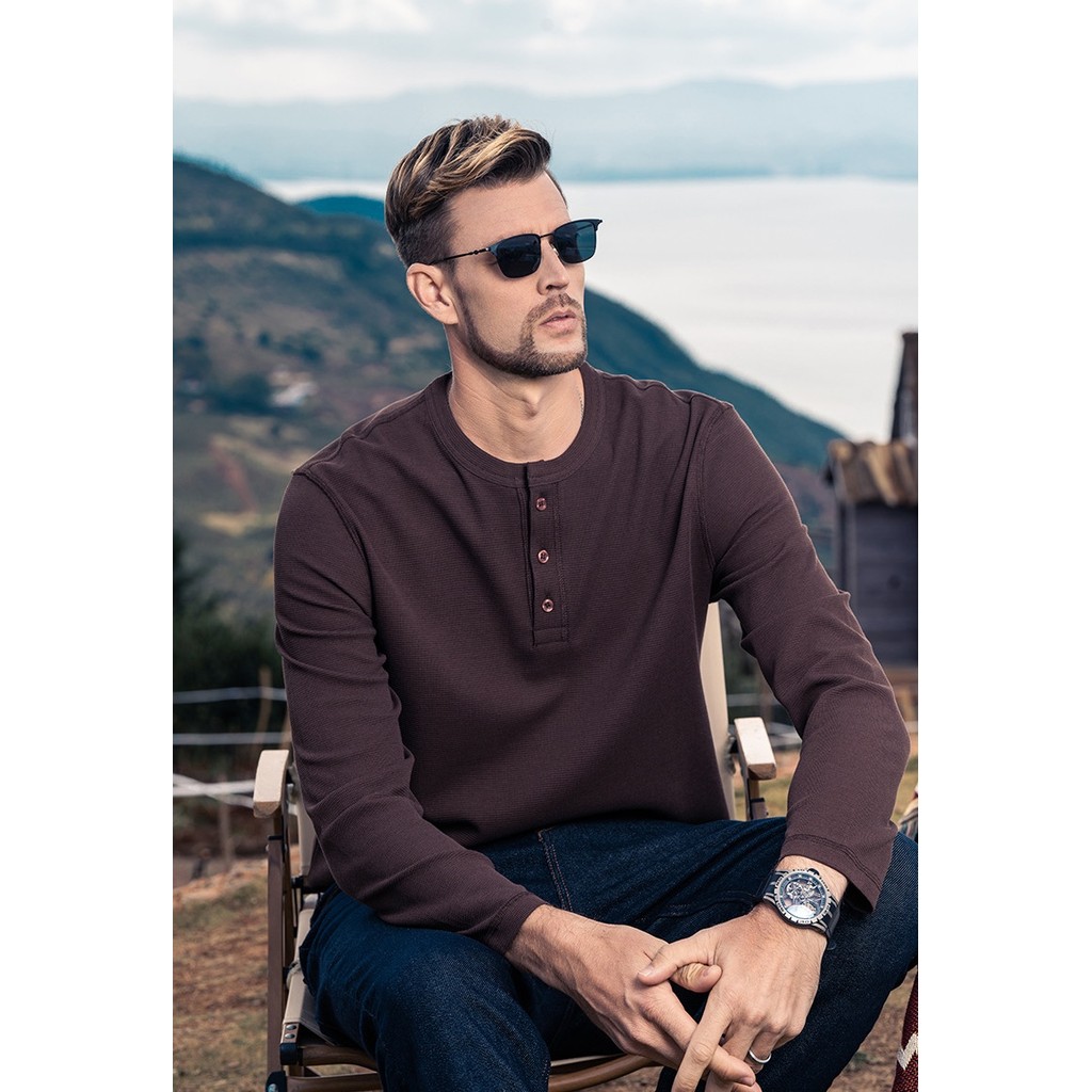 MANMAN แขนยาวผู้ชาย สีล้วน เสื้อผู้หญิง ชุดคู่รัก แมทช์ลุคง่าย แบบหลวม เรียบง่าย