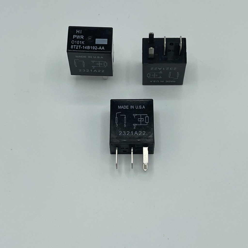 รีเลย์รถยนต์บางเท้า 12V 4 พิน 8T2T-14B192-AA #