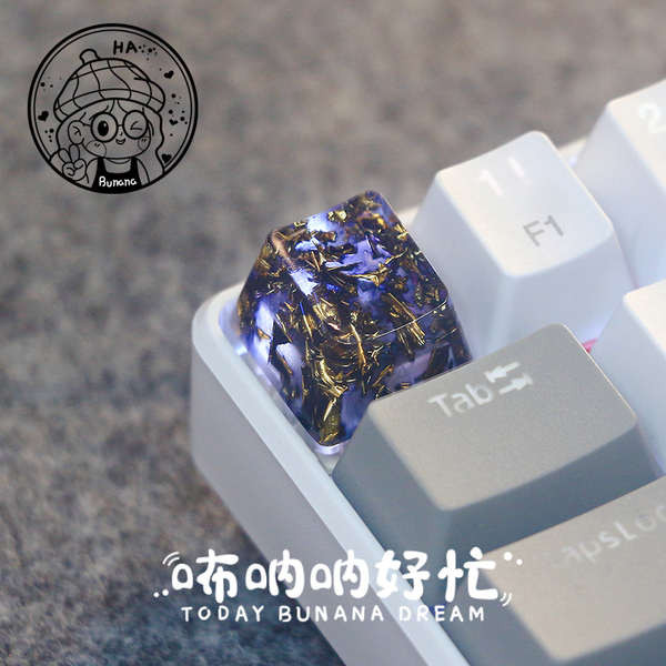 keycap anime xda keycap ที่ไม่ซ้ํากันที่ทําด้วยมือปุ่มกดแสงเดียวโปร่งแสงคู่ของขวัญแป้นพิมพ์กลแกนข้าม
