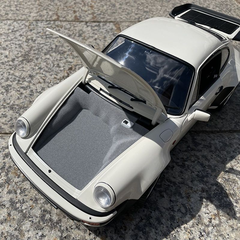 Schuco Schuco 1: 12 Porsche 930 Turbo Speedster 911 โมเดลรถจําลองโลหะผสม