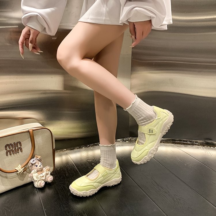 Loafer มารีเจินแบบใหม่ ดีไซน์ breathable และ anti-slip สายวีลโคร พื้นรองเท้าหนา ใส่สบาย เหมาะสำหรับนักเรียนและกิจกรรมกลางแจ้ง - รูปที่ 6