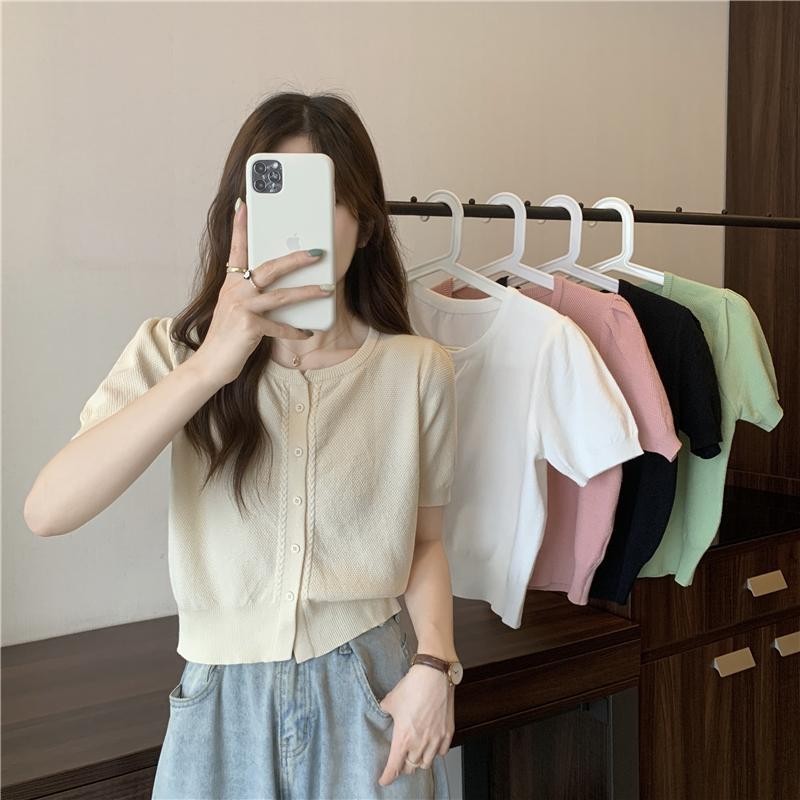 👚Anna👚2112❤️ผ้าไหมน้ำแข็งถักเสื้อยืดแขนสั้นคอกลมไหล่ขวาสำหรับผู้หญิงฤดูร้อนดีไซน์ใหม่สาวร้อนเสื้อสั้นบาง
