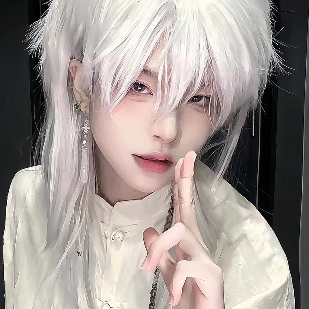 สีขาวอะนิเมะคอสเพลย์วิกผมสั้นผู้ชายวิกผมสังเคราะห์อุณหภูมิสูงไฟเบอร์คอสเพลย์ผมสําหรับผู้ชายผู้หญิงพรรคสวมใส่