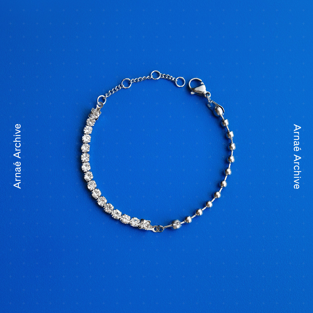 Arnaé Archive สร้อยข้อมือคริสตัลลูกปัด Unisex สร้อยข้อมือสแตนเลสป้องกันสนิมระดับพรีเมียม