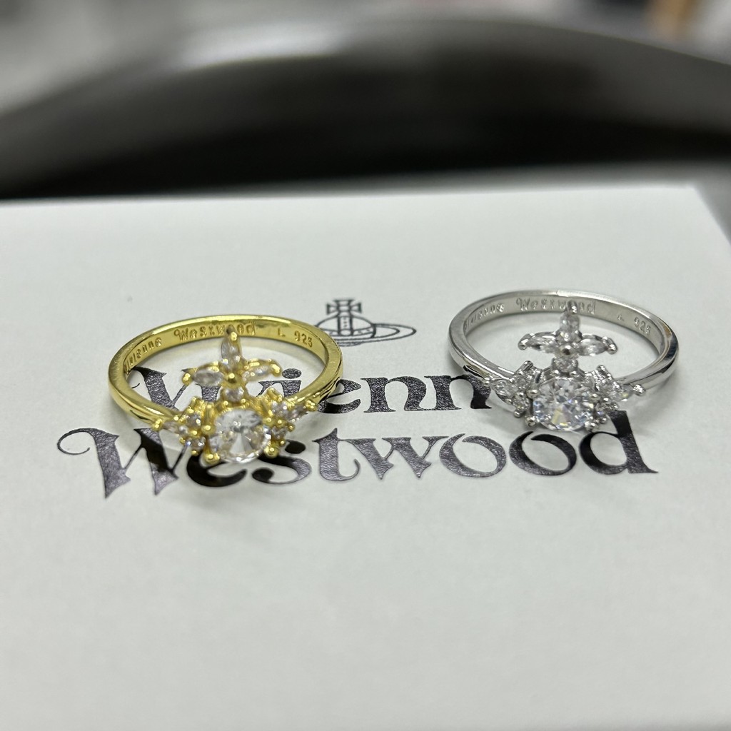 Vivienne Westwood การออกแบบที่เรียบง่ายและส่วนบุคคลแหวนเพชรเต็มดาวเสาร์ข้าม