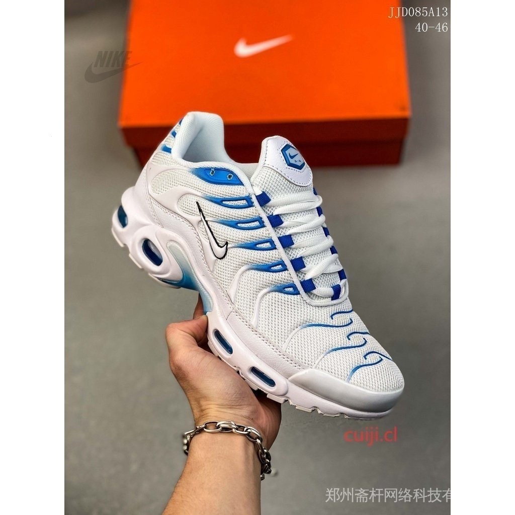 รองเท้าวิ่ง Nike Air Max PLUS TN ของแท้