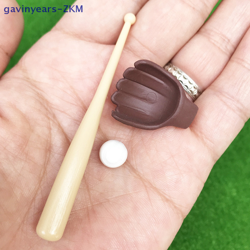 [gavinyears] Dollhouse Mini Outdoor Scene Accessory Model ถุงมือไม้เบสบอลชุดสามชิ้นของเล่น [TH]