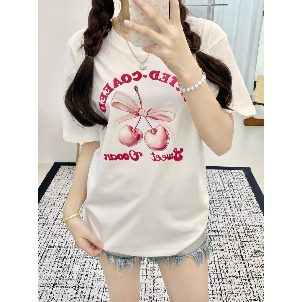 (จัดส่งตลอด 24 ชั่วโมง）Angle Official สกรีนโบว์ cherry a bet you think about me เสื้อครอปผ้าคอตตอน