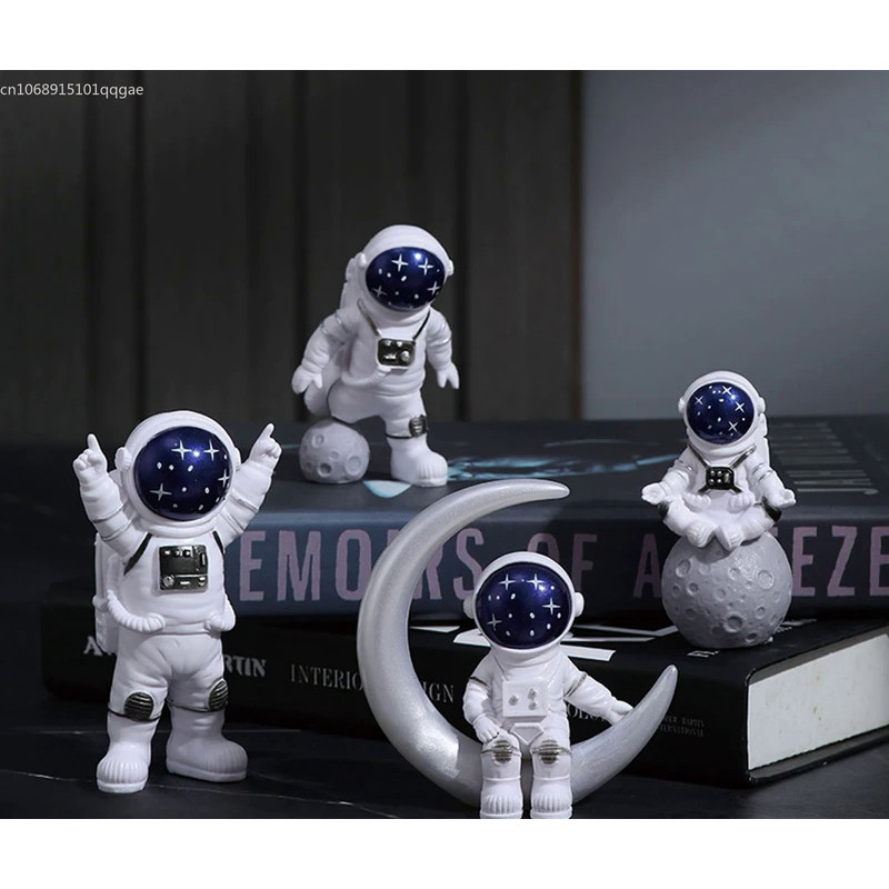 4 Pcs Astronaut Figure Statue Figurine Spaceman Sculpture Educational Toy Desktop Home Decoration As