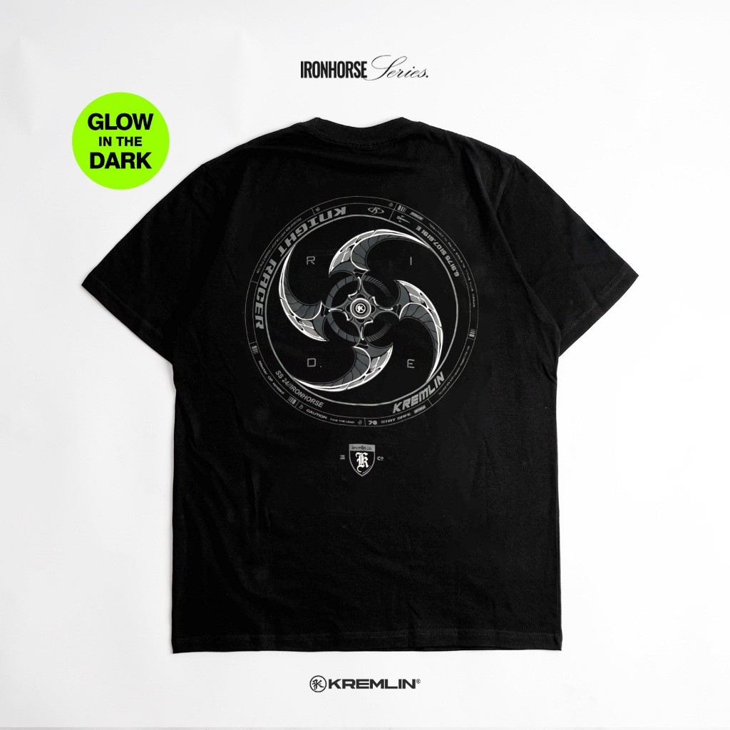 เสื้อยืด Kremlin Ironhorse Series สีดํา - Spin