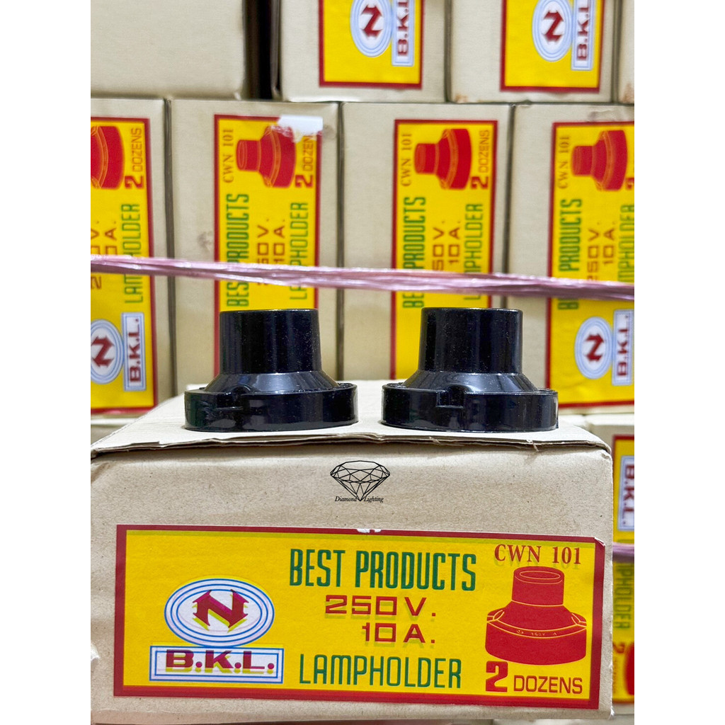 ขั้วแป้นเกลียวพลาสติก E27 N สีดำ ขั้วแป้น ขั้วเกลียว E27 แบกไลค์ ราคาส่ง 5 ตัว  (ตัวละ 8.-)