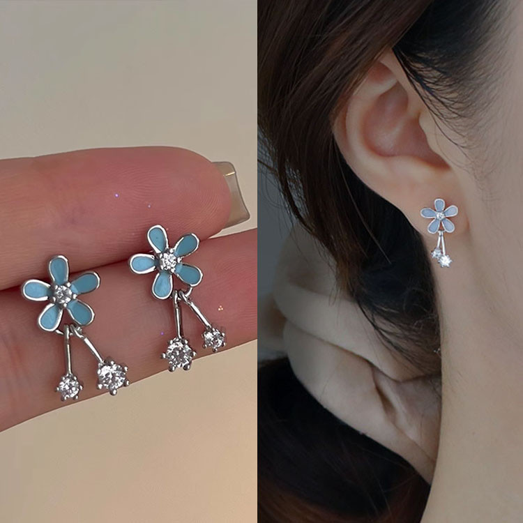 1คู่สาวหวานดอกไม้สีฟ้าที่สวยงาม ส925 นางฟ้าต่างหูหูกระดุม