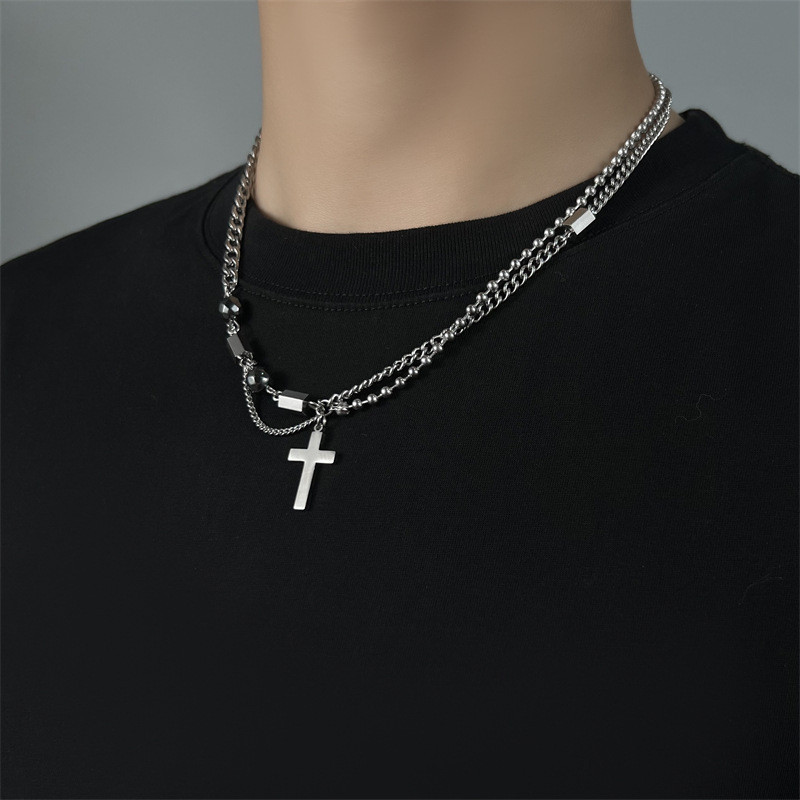 สร้อยคอไทเทเนียมเหล็ก Double-Layer Cross เสื้อกันหนาวผู้ชายอินเทรนด์ Hip-Hop สไตล์ประณีตแฟชั่น High-End All-Match เครื่องประดับ
