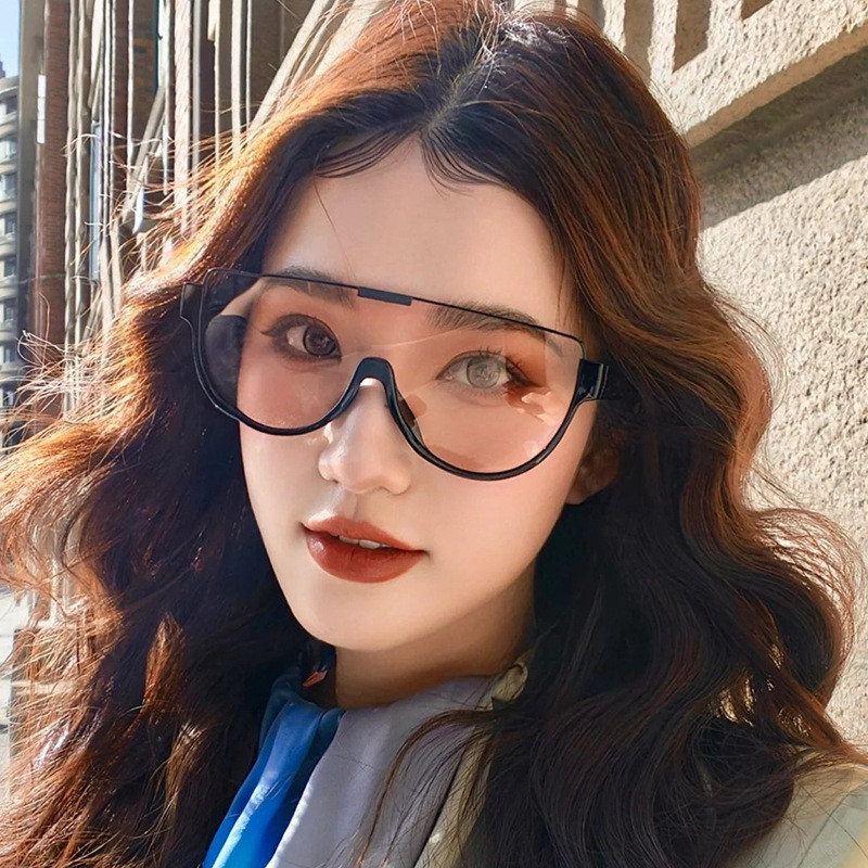 Vintage Semi-รอบแว่นตากันแดดผู้หญิงแฟชั่น Monoblock กลางแจ้ง Goggle Shades แนวโน้มการออกแบบใหม่ UV400 แว่นตา
