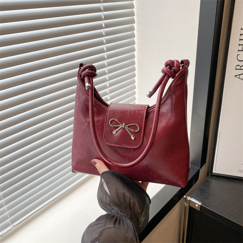 Amila Casual ความจุขนาดใหญ่กระเป๋าใต้วงแขนสีแดงแฟชั่น Simple Tote Bag กระเป๋าสะพายลําลอง
