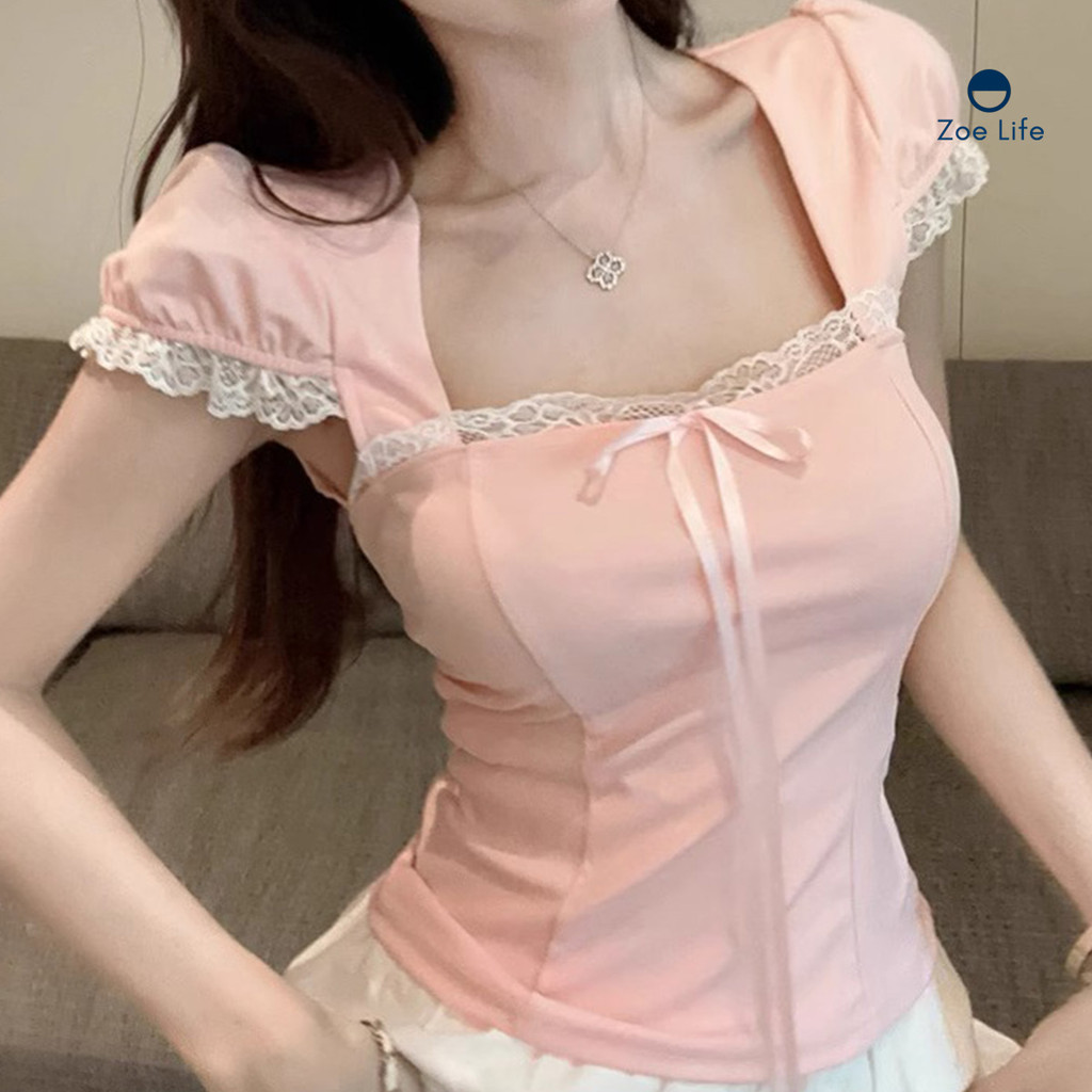 เสื้อยืดสีชมพูตัดต่อ