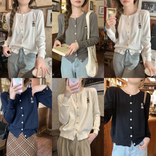 💜Bonnie💜​เสื้อคลุมไหมพรมแขนยาวน่ารัก คอกลม ปักลายหมี คาร์ดิแ…