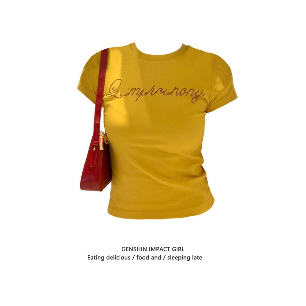 เสื้อยืดแขนสั้นทรงตรงลายตัวอักษรสีเหลืองสำหรับผู้หญิงในช่วงฤดูร้อนใหม่สไตล์สาวฮอตสไตล์ย้อนยุคอเมริกัน - รูปที่ 6