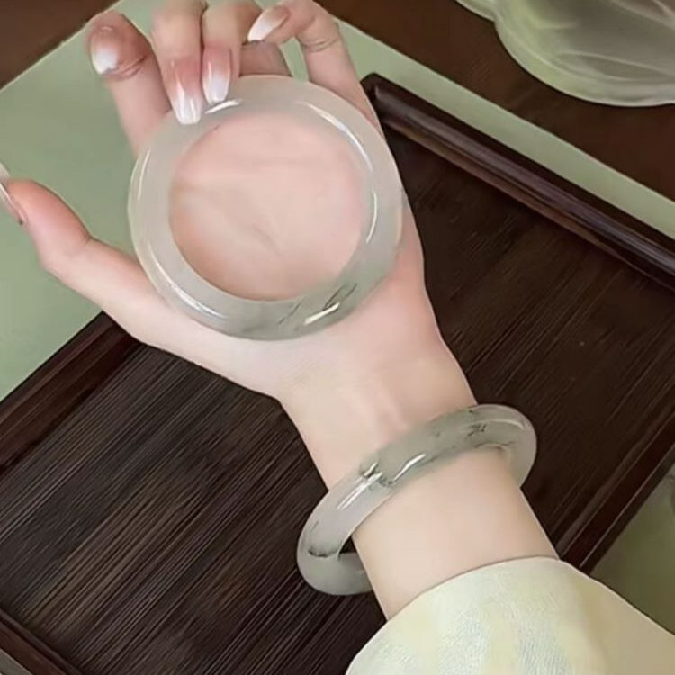 สาวหวานธรรมชาติสีเขียวสีสายรัดข้อมือกําไลข้อมือ