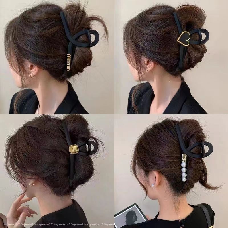 กิ๊บติดผมฝ้าสีดําหญิงเกาหลีฉลามที่สง่างามคลิปกลับหัวขนาดใหญ่คว้าคลิปอุปกรณ์ผม