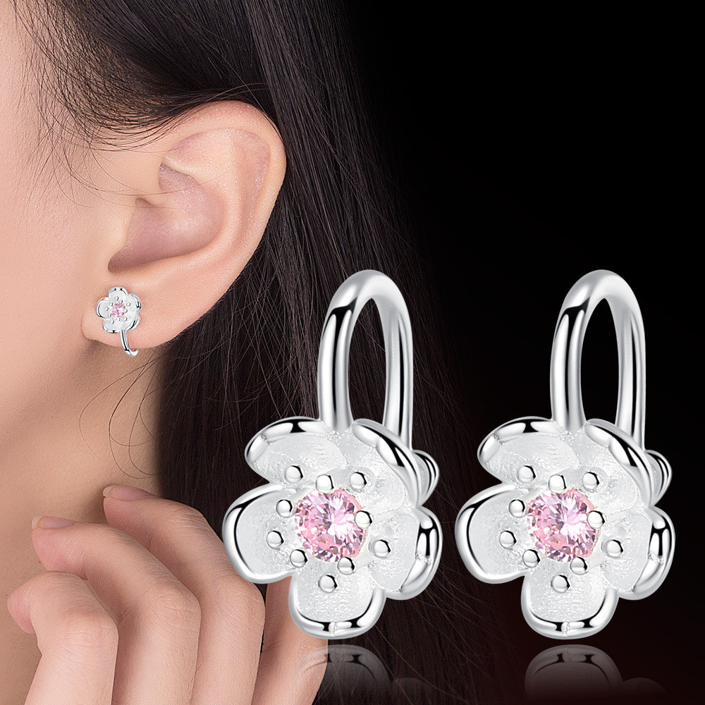 925 เงินสเตอร์ลิงสไตล์เกาหลีคริสตัล Cherry Blossom ดอกไม้คลิปบนต่างหูโดยไม่ต้องเจาะสําหรับสาวหวานหูคลิป ราคา ถูกที่สุด ดีลบีเคเค