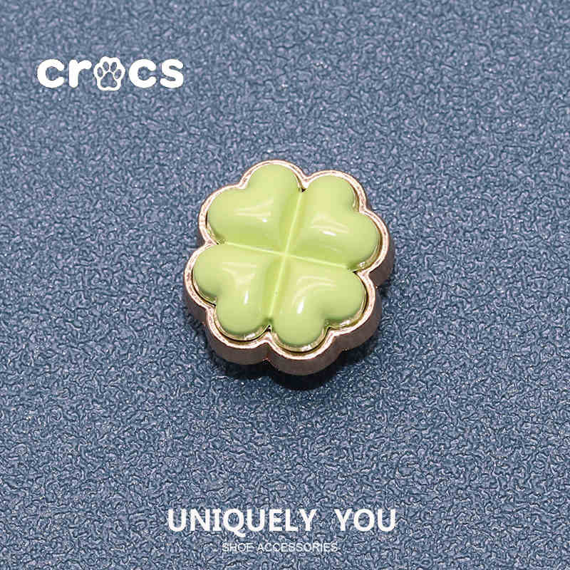 Crocs jibbitz Metal Bear Shoe Buckle Pearl Bear Chain Shoe Buckle charm Crocs Bronze Metal Hole Shoe Accessories