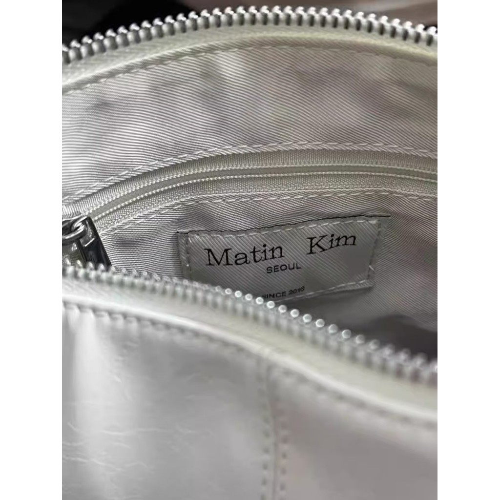 เกาหลีแบรนด์เฉพาะกระเป๋า Matin Kim จีบลูกไม้ไหล่เดียวกระเป๋ารักแร้กระเป๋าถือผู้หญิง