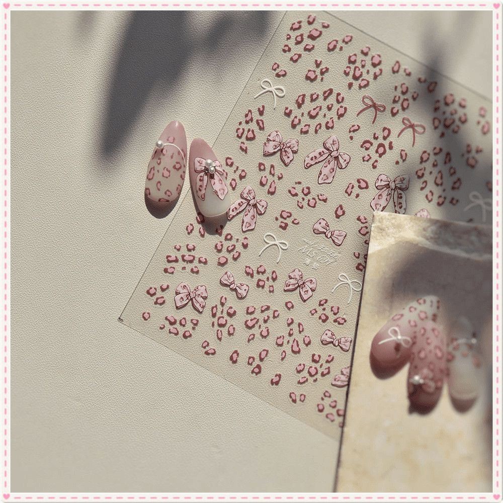 สติกเกอร์ติดเล็บลายเสือดาวสไตล์สาวฮอต โบว์ลายเสือดาวสีชมพู โบว์เล็ก สติ๊กเกอร์ตกแต่งเล็บ อุปกรณ์ทำเล็บ สำหรับร้านทำเล็บ JOYFEEL