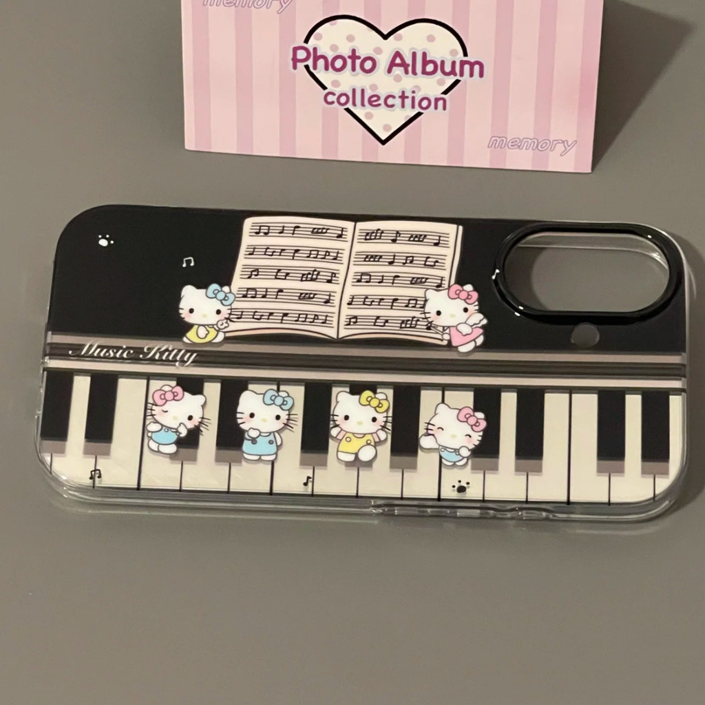 เล่นเปียโน Hello Kitty เหมาะสําหรับ Apple 16/15promax เคสโทรศัพท์ 14/13/12 ขอบตรง XR/XS Soft Case 7p/8p เคสโทรศัพท์