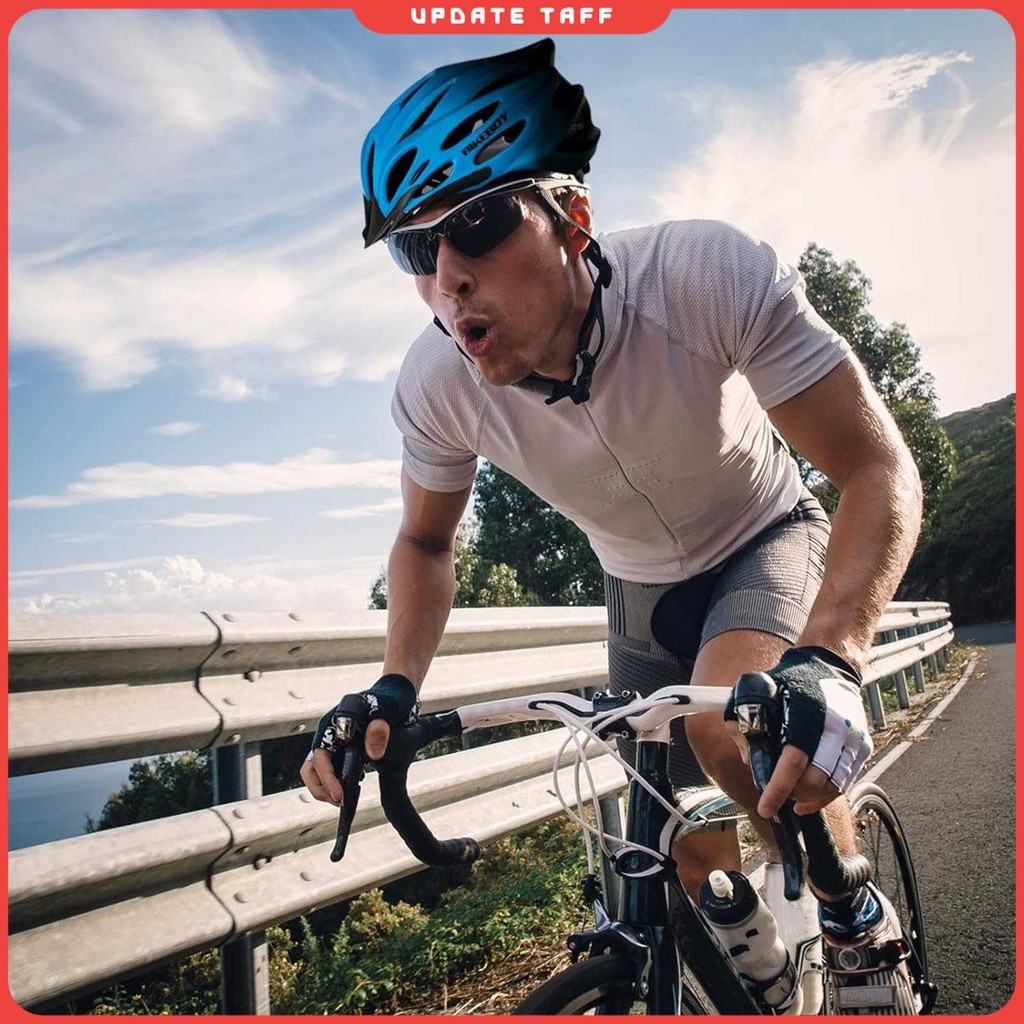 BIKEBOY หมวกกันน็อคจักรยานสกู๊ตเตอร์ ระบายอากาศได้ดี มีไฟท้าย - BK-168