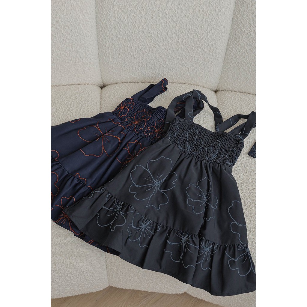 Dear Lila Kids Emie เดรสสายผูกสม็อค (Midnight Florette)