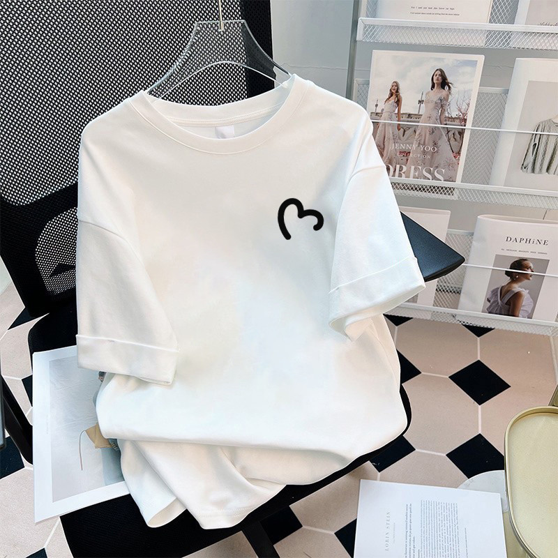 เสื้อยืดแขนสั้นผู้หญิง 2025 ฤดูร้อนใหม่หลวมขนาดใหญ่เสื้อยืดสีขาวเสื้อแขนสั้นครึ่งตัว
