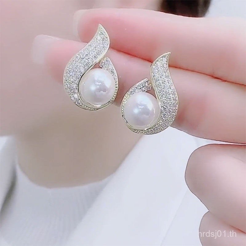 ของขวัญราชินีต่างหูเข็มเงินรู้สึกต่างหูมุกแสงออกแบบต่างหูแฟชั่นสุทธิคลาสซี่แสงหรูหราปีใหม่เทศกาลสวมใ