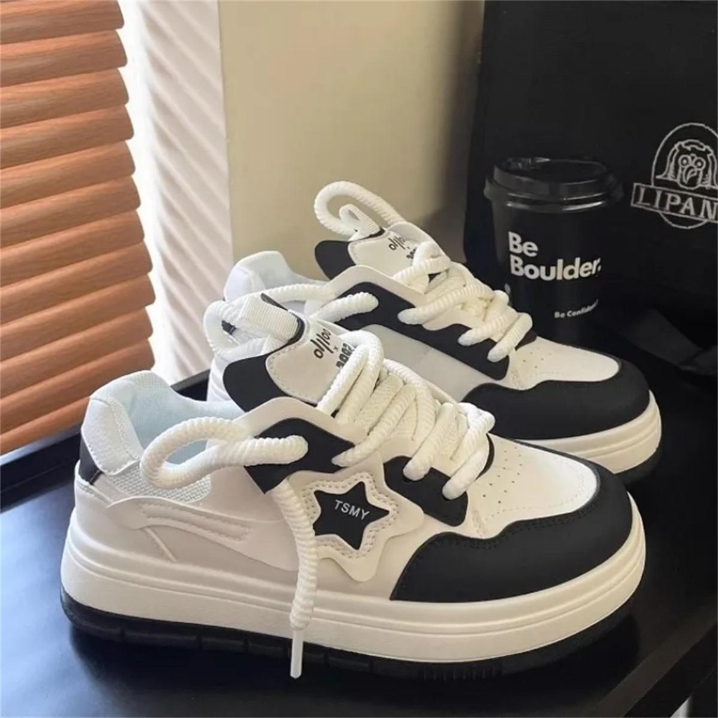 ส่งจากไทย ส่งเร็ว ผู้หญิง รงตัวสบาย ยอดนิยม พื้นหนา รองเท้าผ้าใบ รองเท้าของคนน่ารัก วิทยาเขตสไตล์ ไซส์ 35-44