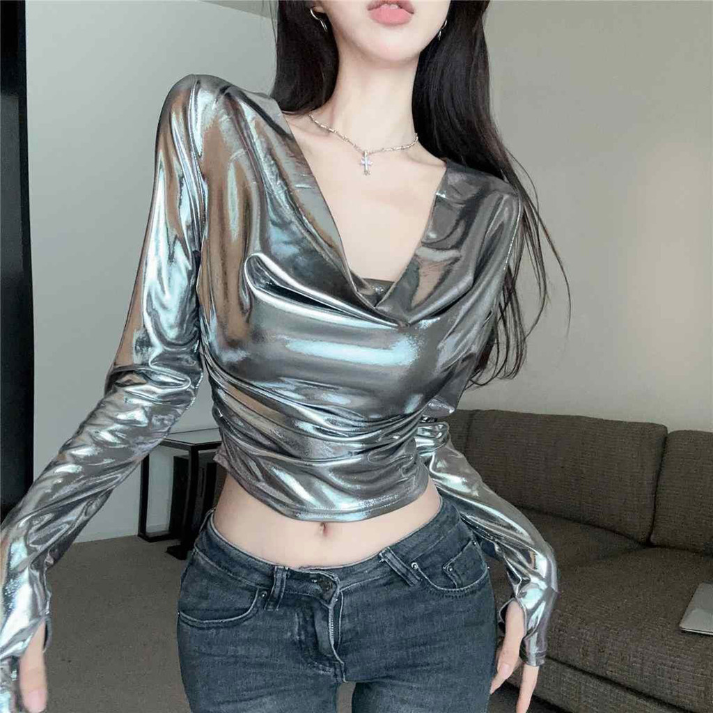 ราคาถูกที่สุด เสื้อแขนยาว เมทัลลิค ทรงคอถ่วง สีเงิน ใส่เปิดไหล่ได้
