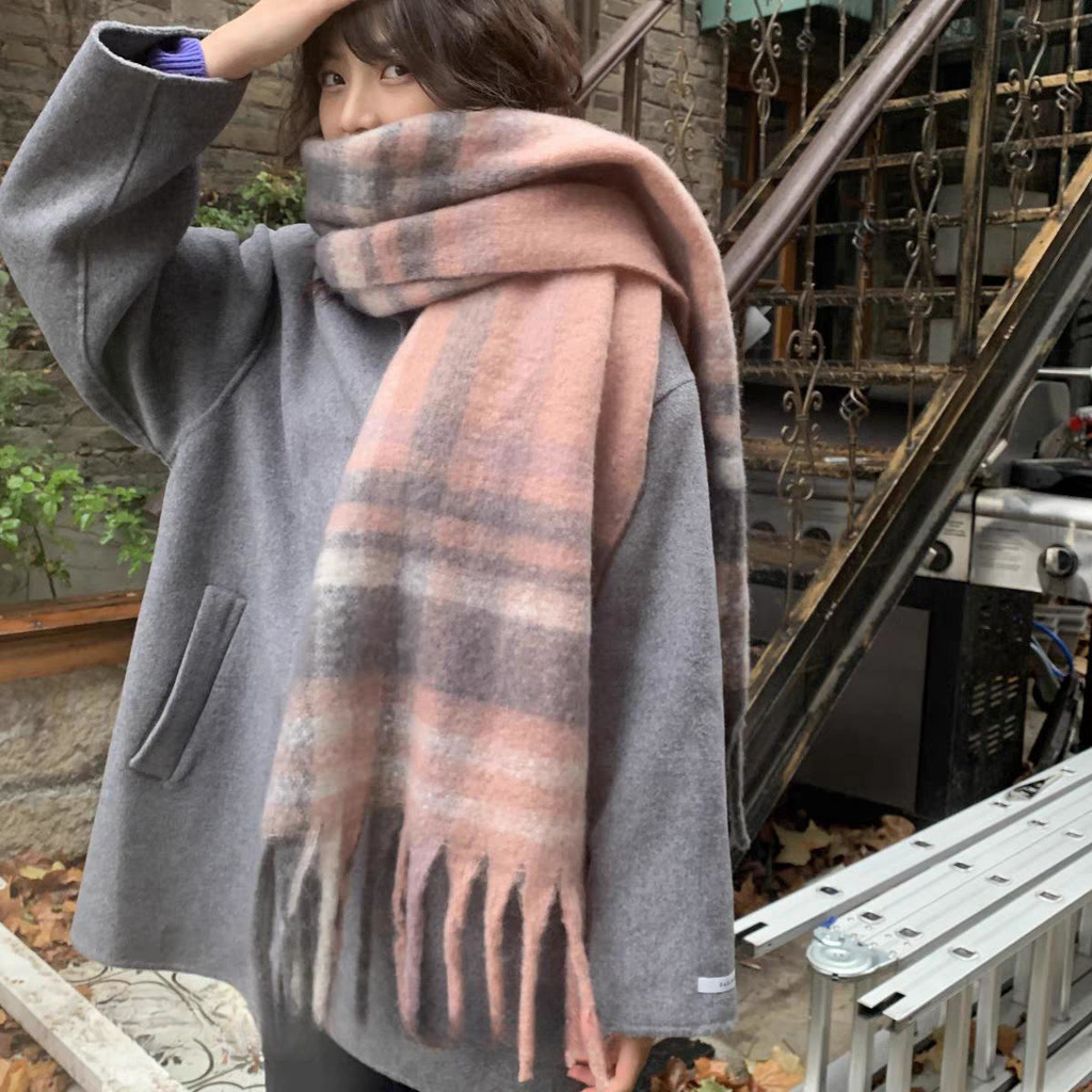 2024 ฤดูใบไม้ร่วงและฤดูหนาวใหม่ผ้าพันคอหนาลายสก๊อตพร้อมบรรยากาศความอบอุ่นระดับไฮเอนด์ผู้ชายและผู้หญิงเกาหลีย้อนยุคผ้าพันคออเนก - รูปที่ 4