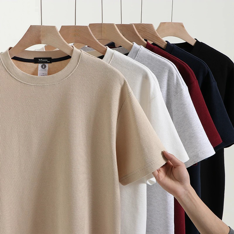 สื้อยืดแขนสั้น เสื้อยืดผู้ชาย สีทึบ เรียบง่ายและจับคู่ได้ง่าย ผ้าวาฟเฟิล รู้สึกดีมีคุณภาพสูง จัดส่งจากกรุงเทพ M-2XL