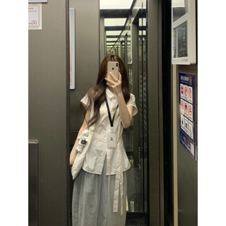 เสื้อเชิ้ตแขนสั้นผูกเอวแบบเรียบง่าย สำหรับผู้หญิง สามารถใช้ง…