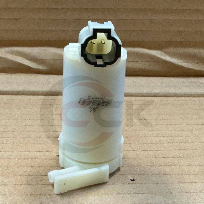 NISSAN SIELVIA S15 / ELGRAND E50 WINDSHIELD WIPER TANK MOTOR / WASHER TANK MOTOR 100 % ใหม่