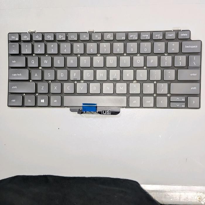 Dell Latitude 13 7310 7320 7330 E7320 P133G คีย์บอร์ด P133G001 002