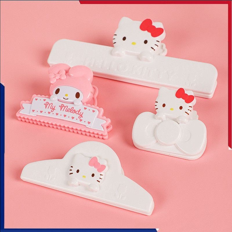 SANRIO ซานริโอ Hello Kitty คลิปปิดผนึกขนมขบเคี้ยวคลิปความชื้นแม่เหล็กตู้เย็นสติกเกอร์ตั๋วคลิปซีลหนีบ