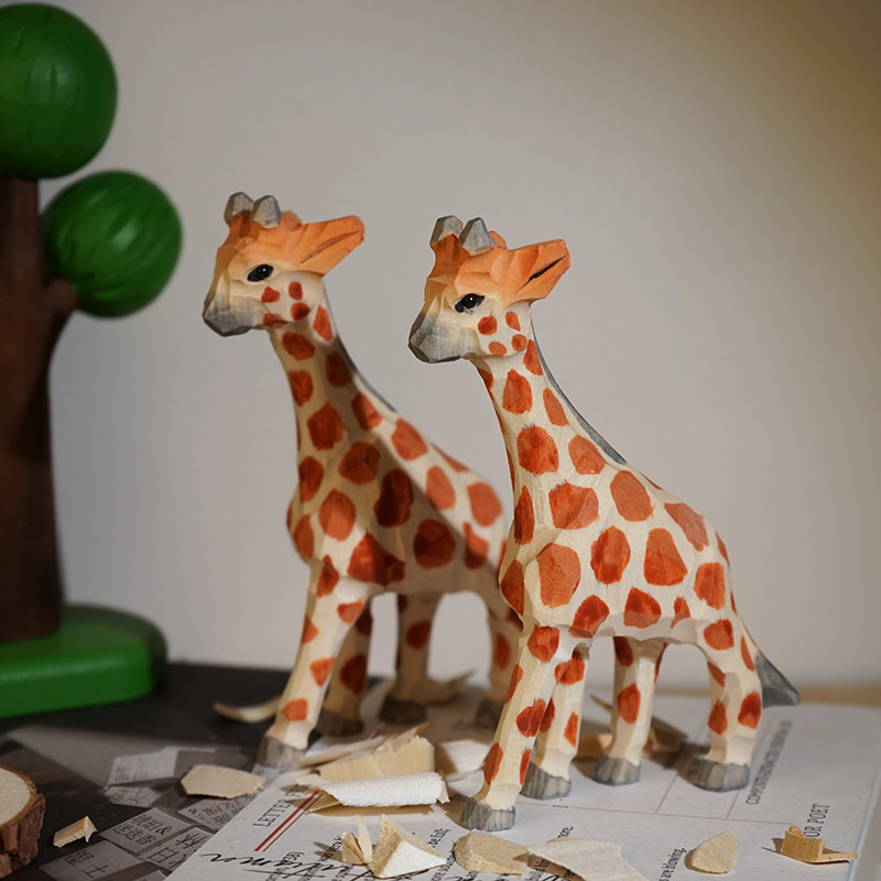 Dreamerhouse Giraffe Handmade ไม้แกะสลักเครื่องประดับขนาดเล็กการ์ตูนสัตว์ตุ๊กตาเดสก์ท็อปตกแต่งฟรีของเล่นเด็กนักเรียน