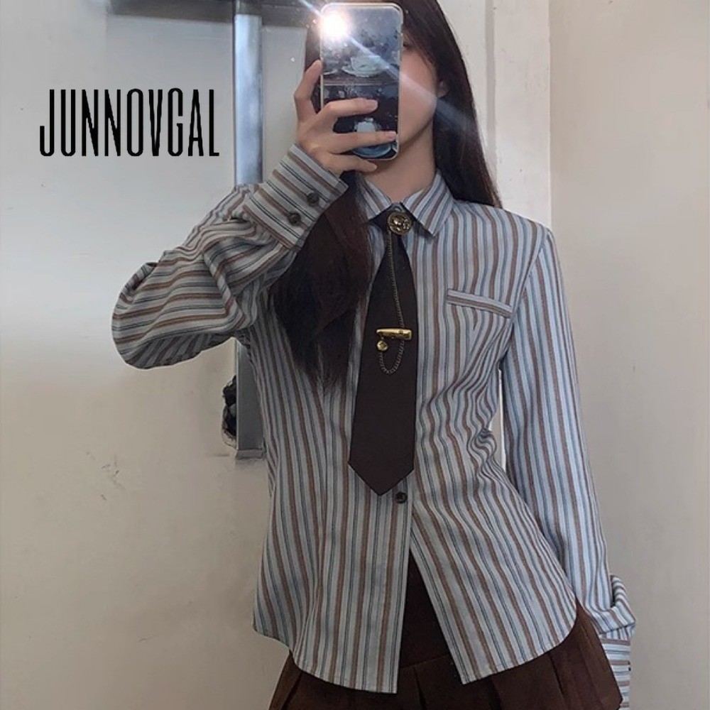 Junnovgal เสื้อเชิ้ตผู้หญิงลายสีทึบ 2024 Simply Collar แขนยาวสไตล์ใหม่